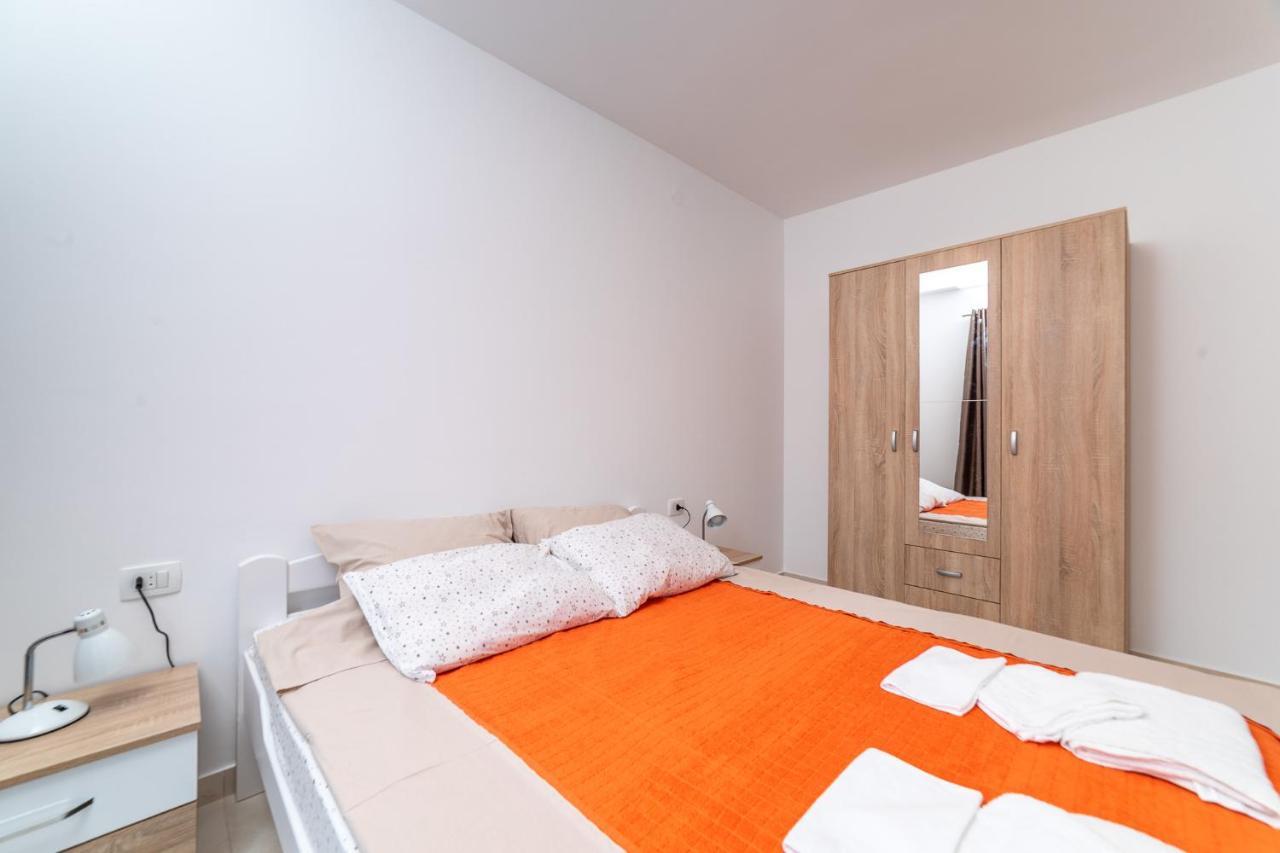 Java Apartments Dobrota Eksteriør bilde